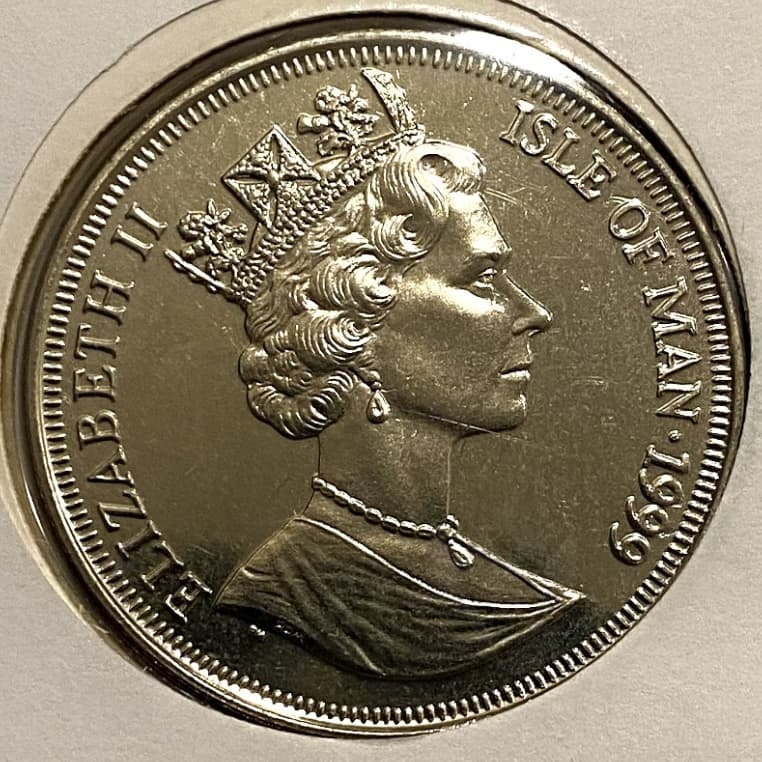 1 крона 1999 год.100 летие матери королевы Елизаветы II.Остров Мэн.В конверте.