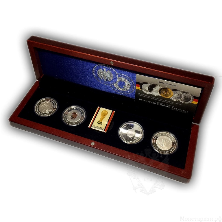 Набор монет 10 евро 2006 год  (4шт.+магнит)  Чемпионат FIFA по футболу в Германии.Серебро